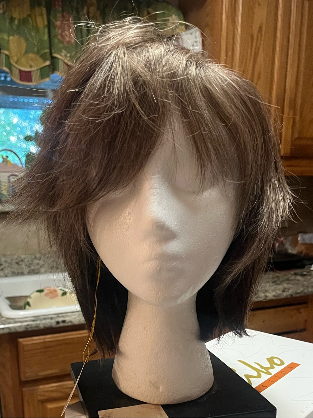 Crystal #2 Short Layered Women’s Wig in Dark Brown – Unbranded